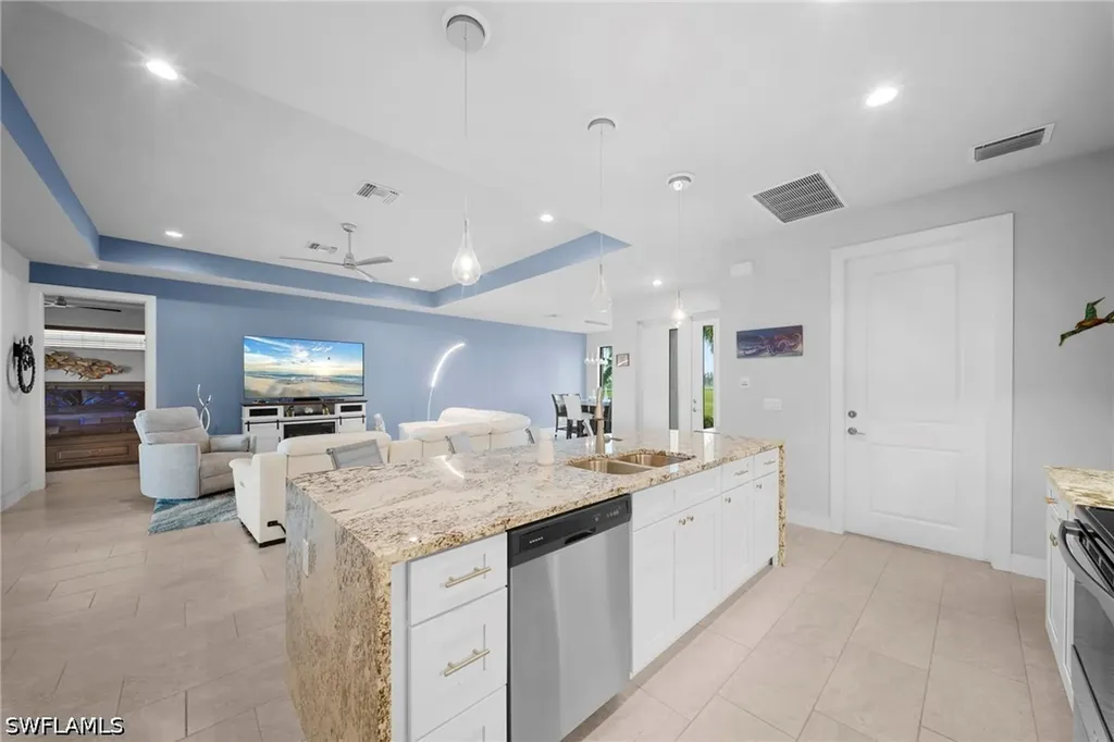 3213 NW 9th Street Cape Coral FL 33993
