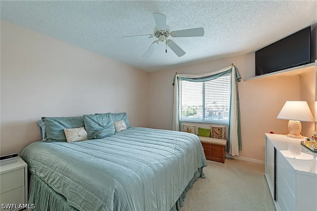 10684 Gulf Shore Drive Naples FL 34108