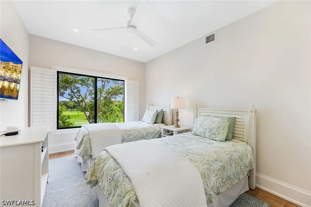 6770 Pelican Bay Boulevard E Naples FL 34108
