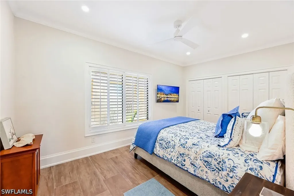 6770 Pelican Bay Boulevard E Naples FL 34108