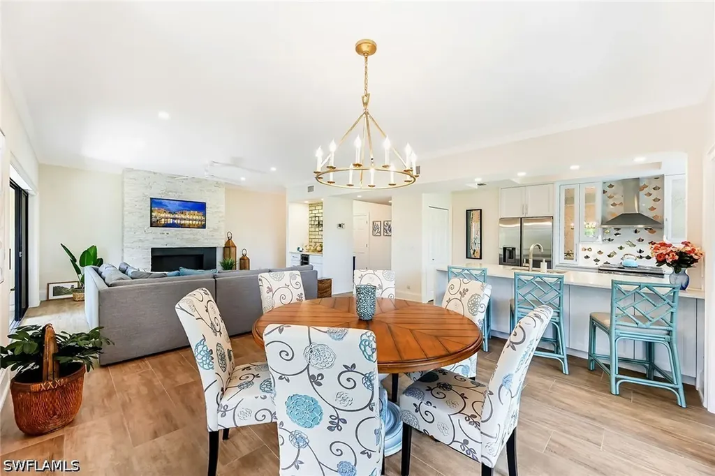 6770 Pelican Bay Boulevard E Naples FL 34108