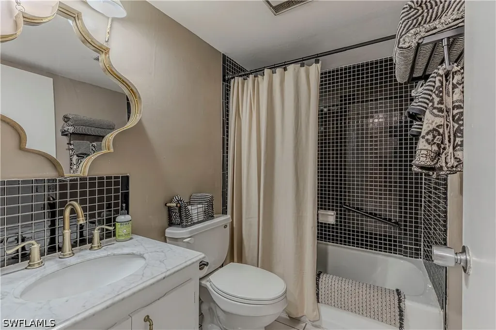 2244 Winkler Avenue Fort Myers FL 33901