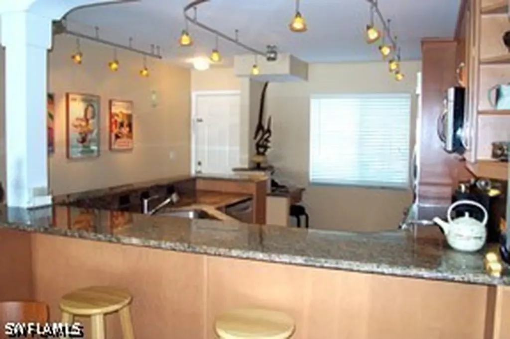 10682 Gulf Shore Drive Naples FL 34108