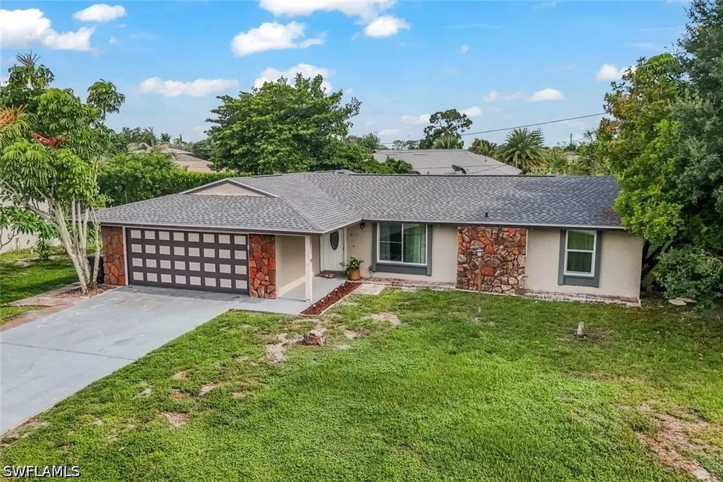 8110 Valencia Road Fort Myers FL 33967