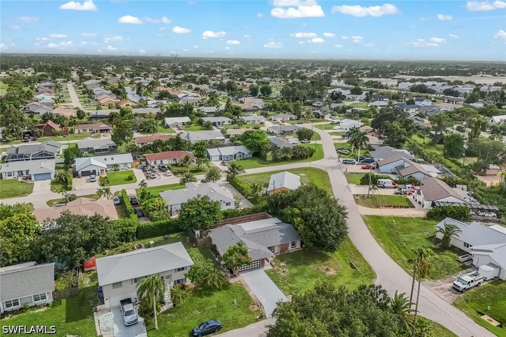 8110 Valencia Road Fort Myers FL 33967