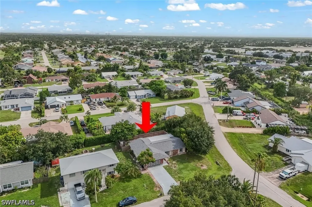 8110 Valencia Road Fort Myers FL 33967