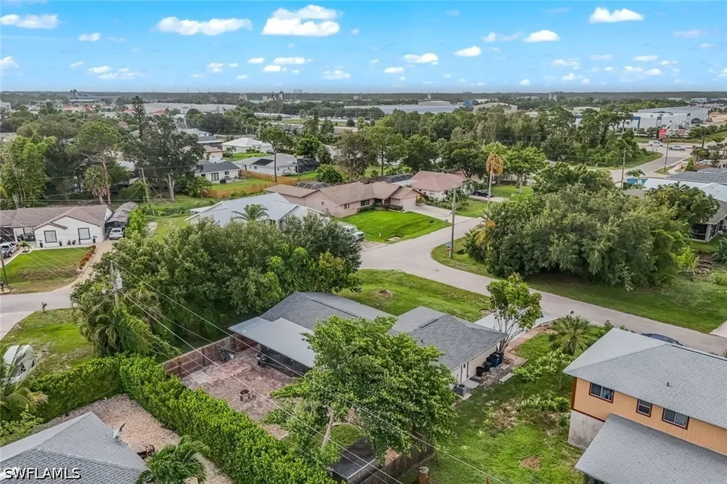 8110 Valencia Road Fort Myers FL 33967