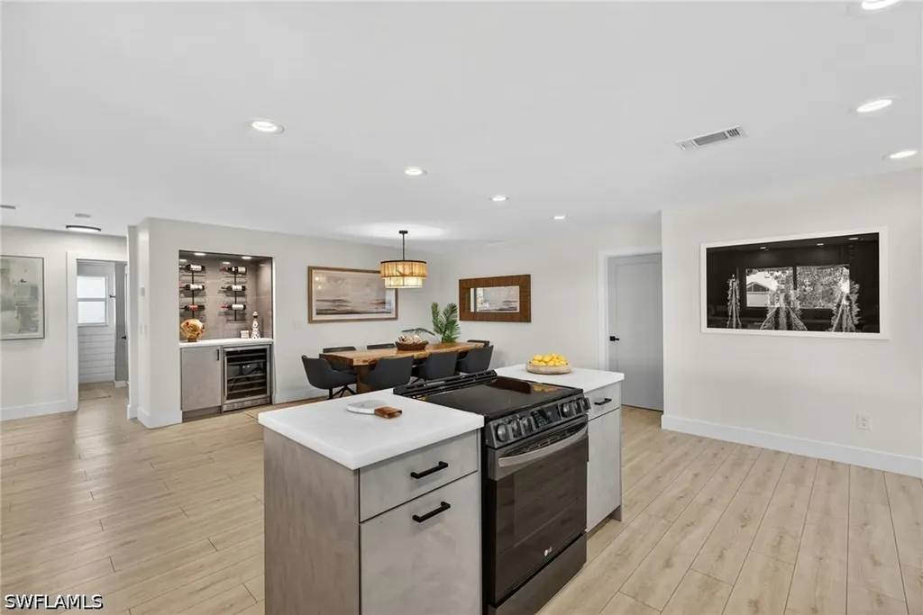 2341 Mayfield Court Naples FL 34105