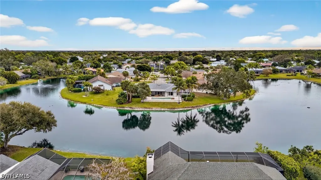 2341 Mayfield Court Naples FL 34105