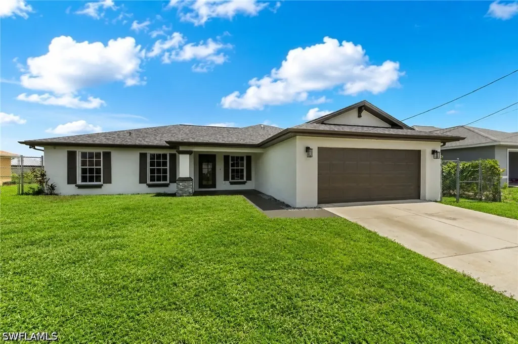 3214 10th Street SW Lehigh Acres FL 33976