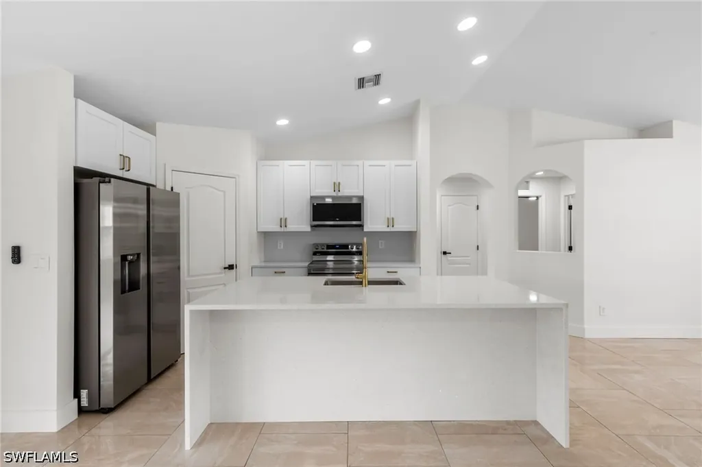 3214 10th Street SW Lehigh Acres FL 33976