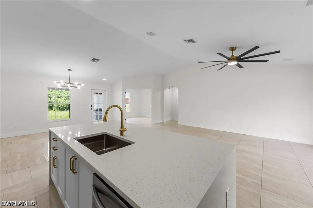 3214 10th Street SW Lehigh Acres FL 33976