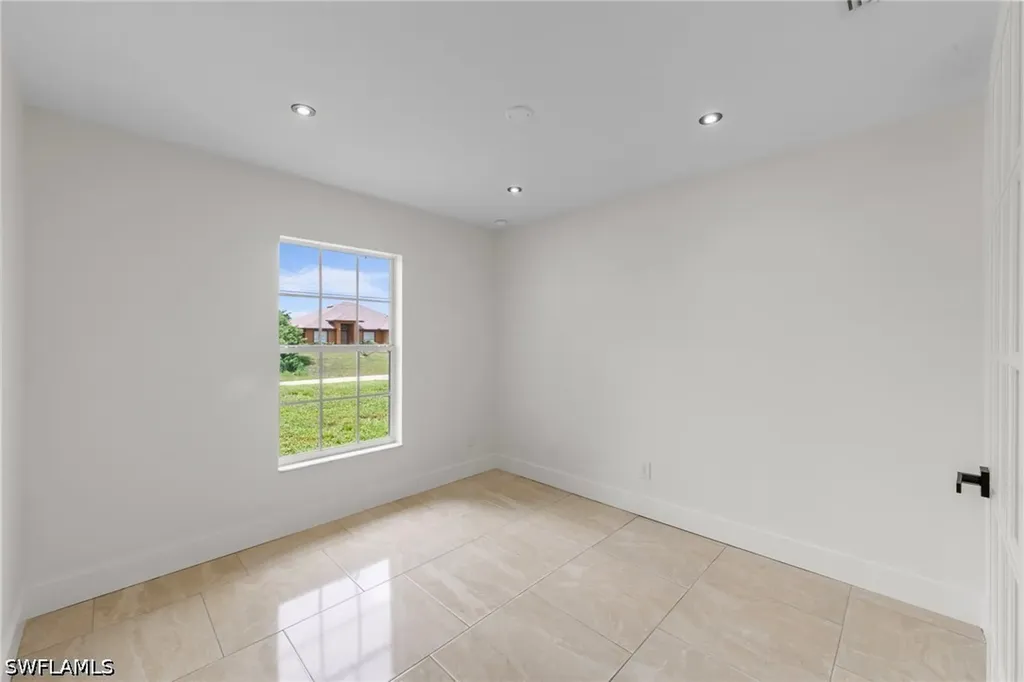 3214 10th Street SW Lehigh Acres FL 33976