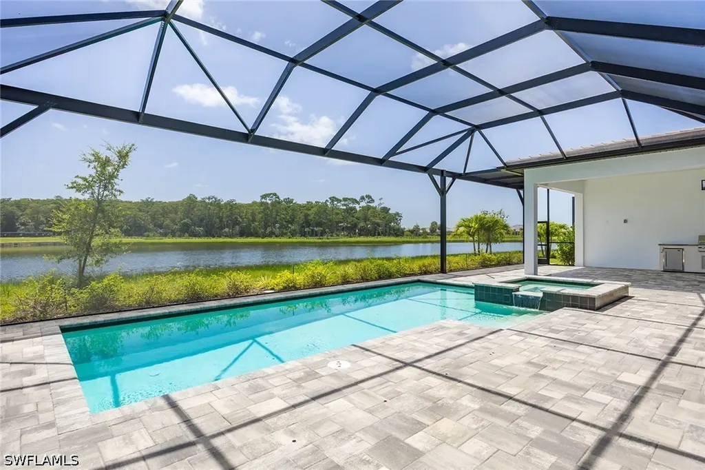 15428 Turin Drive Naples FL 34114