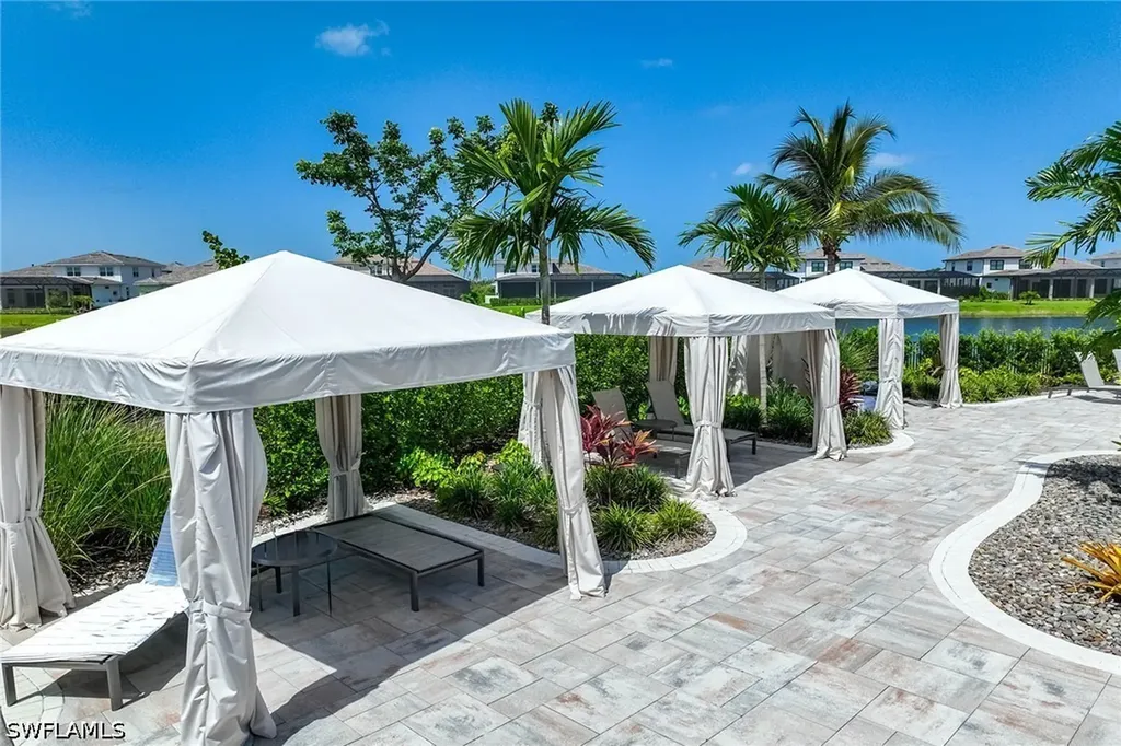 15428 Turin Drive Naples FL 34114