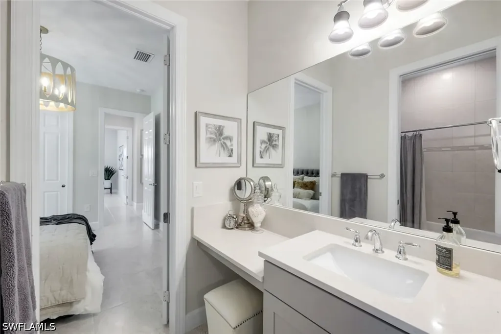 9577 Everglades Drive Naples FL 34120