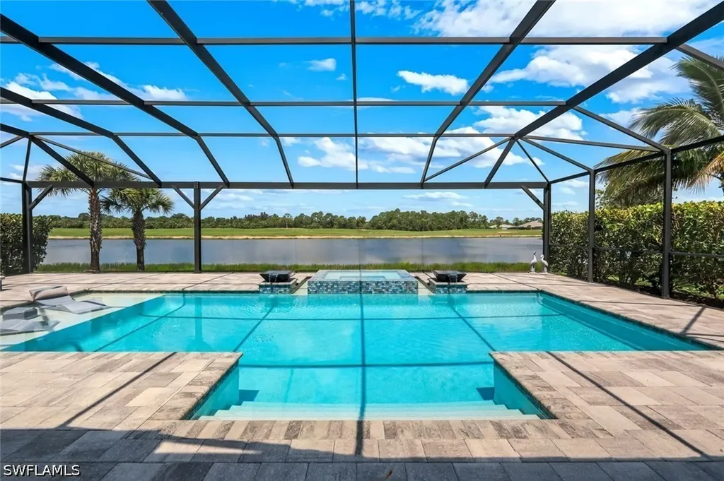 9577 Everglades Drive Naples FL 34120