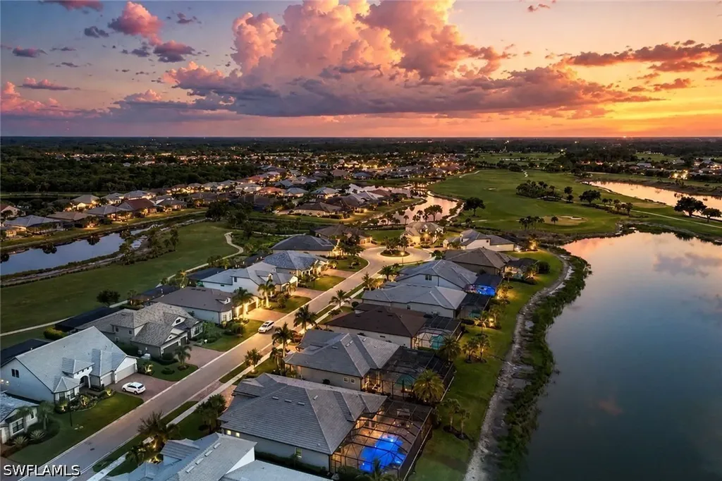 9577 Everglades Drive Naples FL 34120