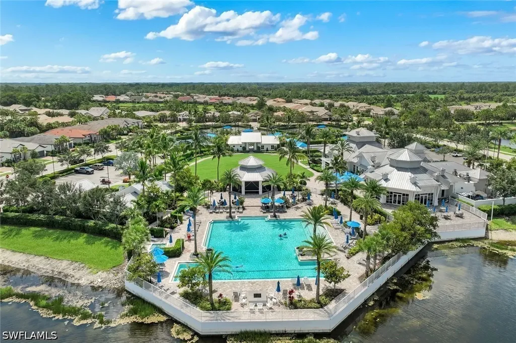 9577 Everglades Drive Naples FL 34120