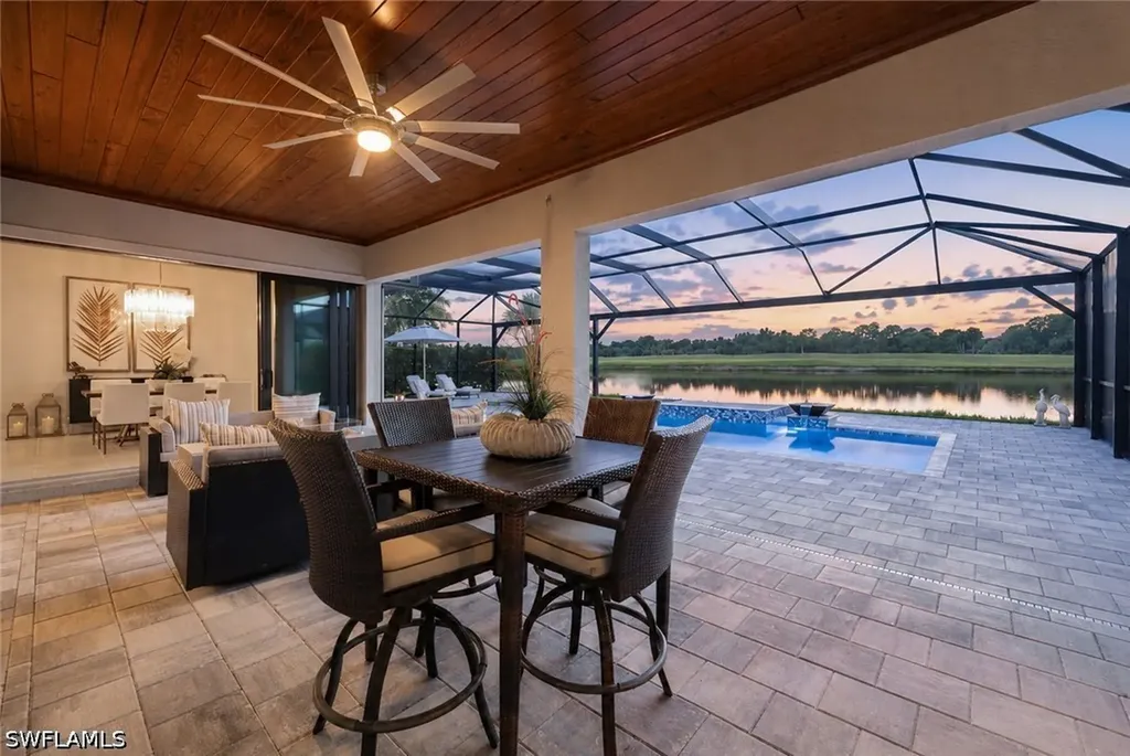 9577 Everglades Drive Naples FL 34120