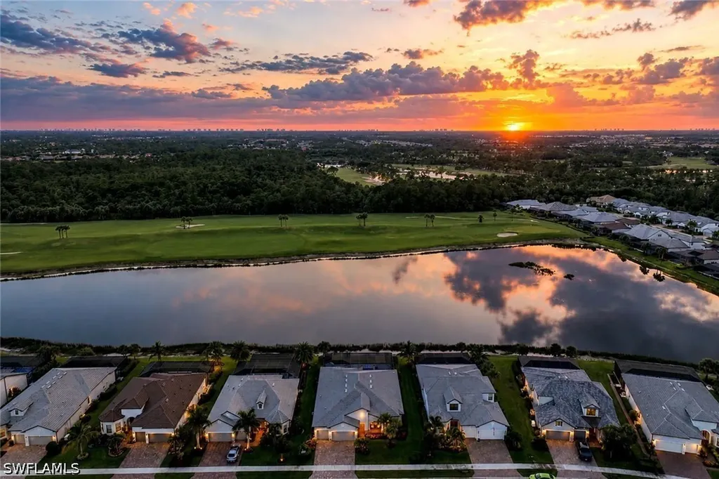 9577 Everglades Drive Naples FL 34120