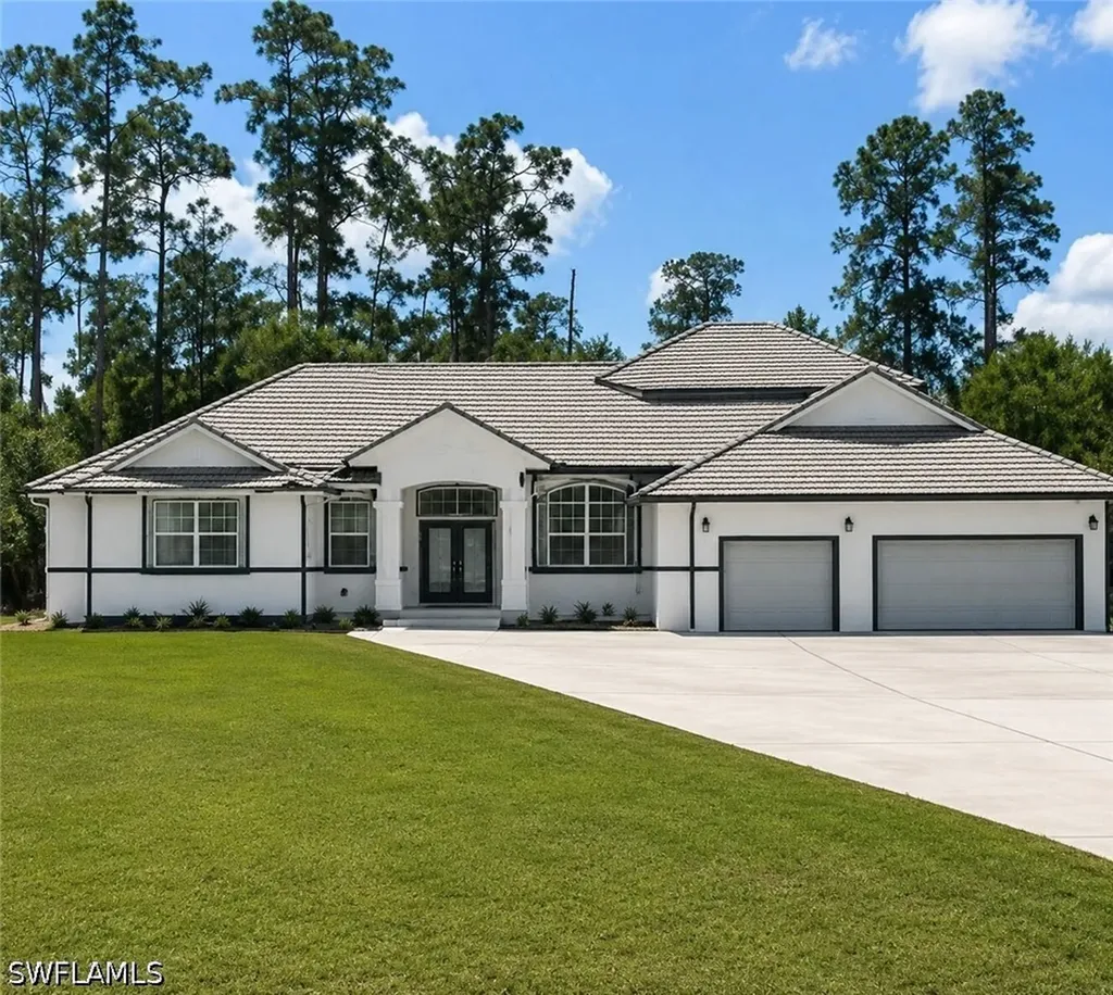 Naples FL, 3420 72ND Avenue NE