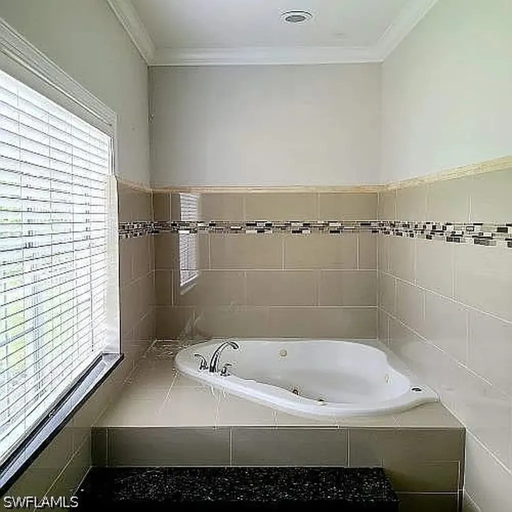 3420 72nd Avenue NE Naples FL 34120