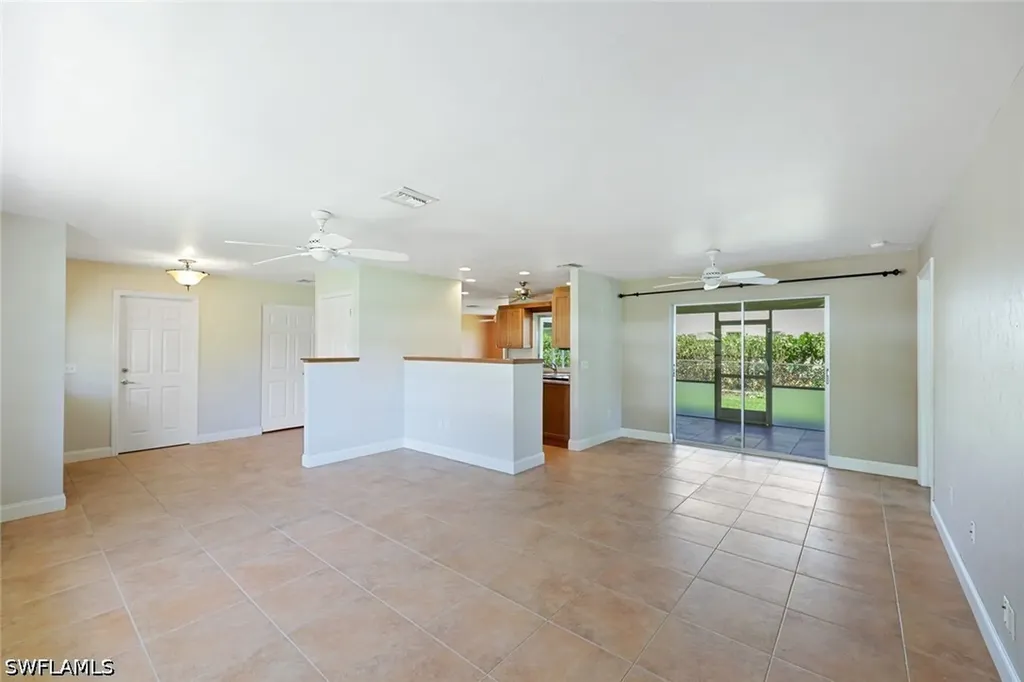 2530 10th Street N Naples FL 34103