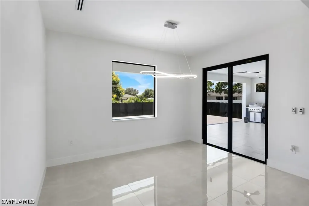 2214 NE 15th Terrace Cape Coral FL 33909