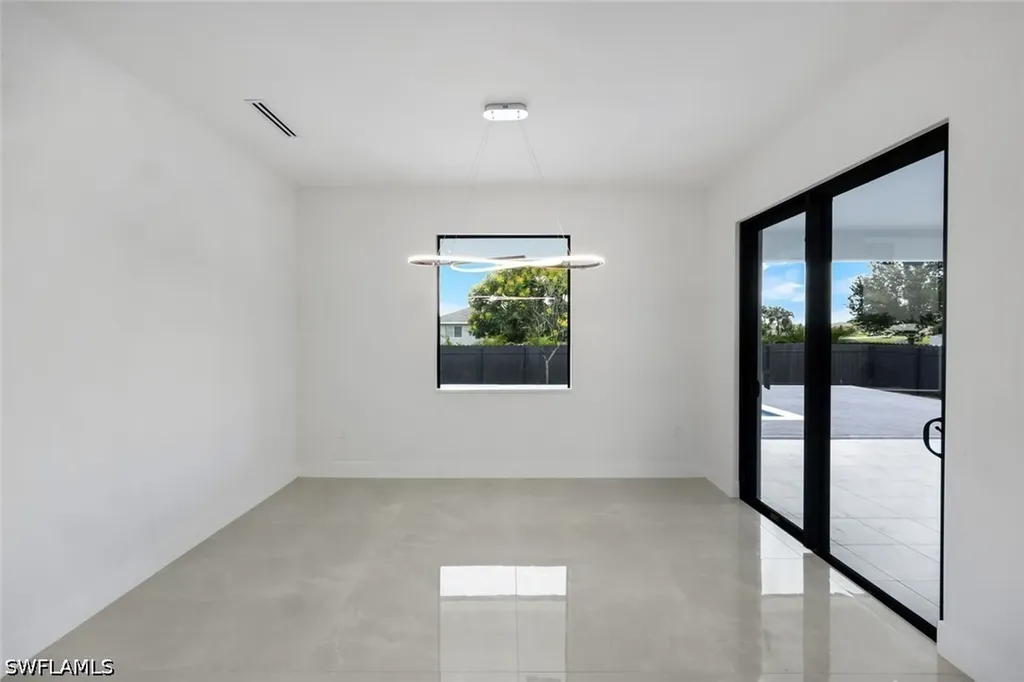 2214 NE 15th Terrace Cape Coral FL 33909
