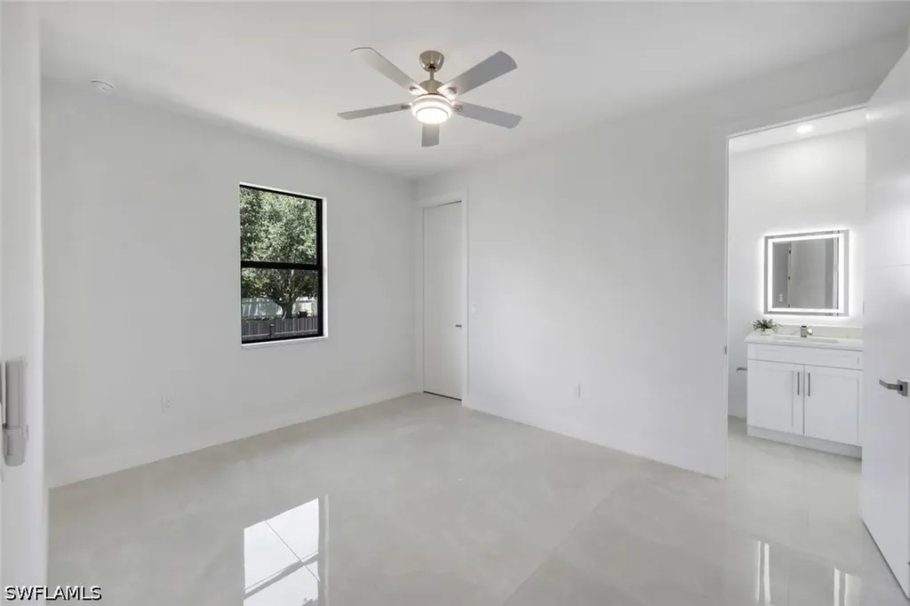 2214 NE 15th Terrace Cape Coral FL 33909