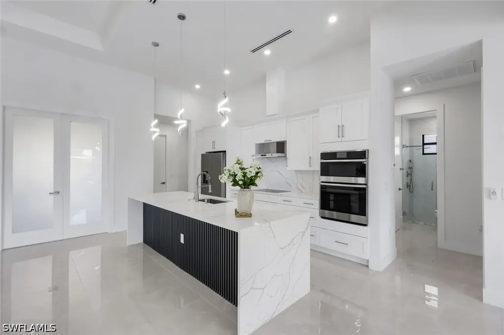 2214 NE 15th Terrace Cape Coral FL 33909