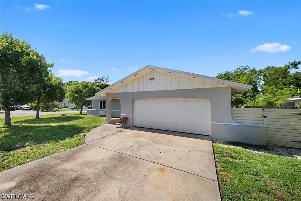 7454 Sea Island Road Fort Myers FL 33967