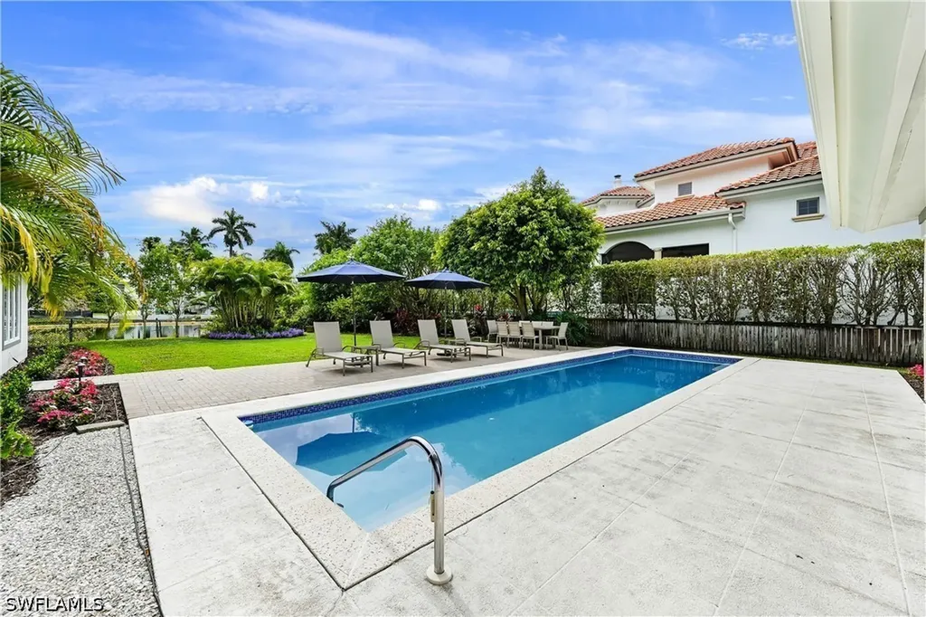 134 16th Avenue S Naples FL 34102