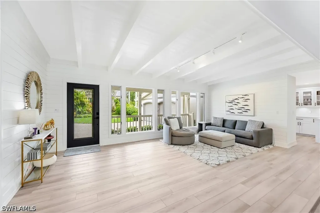 134 16th Avenue S Naples FL 34102