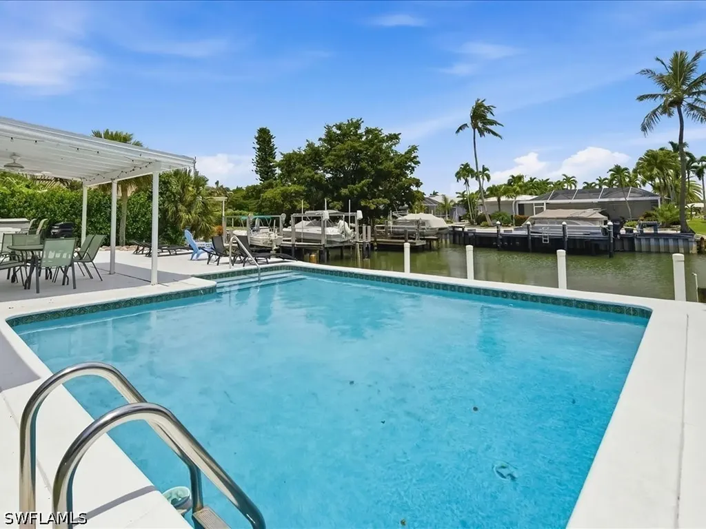 1206 Martinique Court Marco Island FL 34145