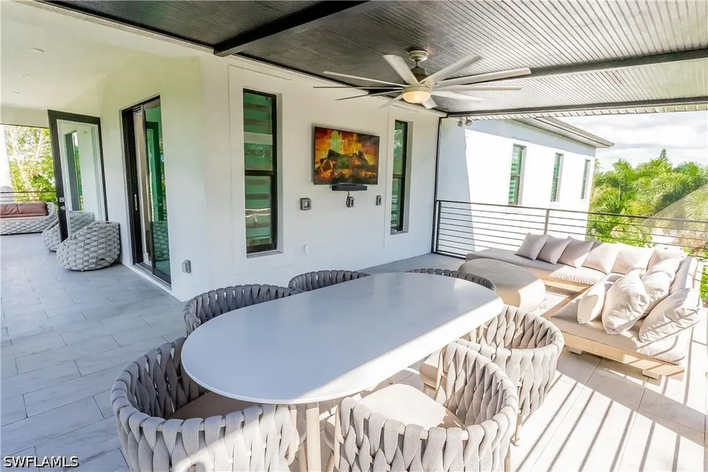 4064 Full Moon Court Naples FL 34112