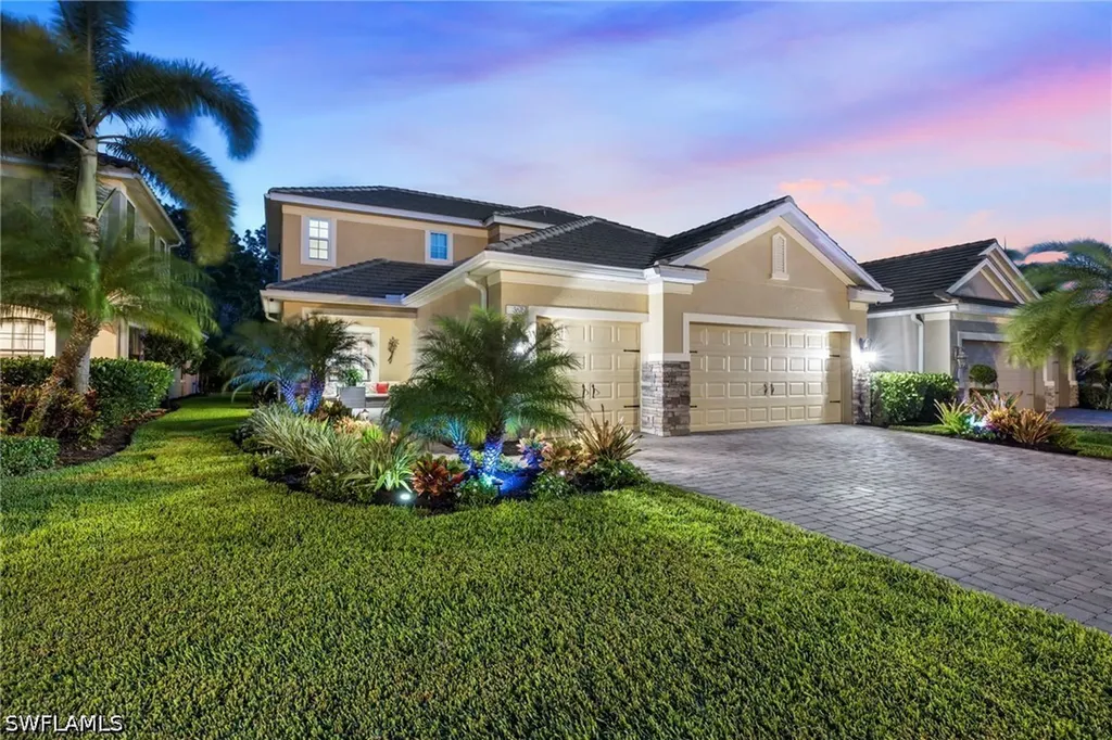 3675 Canopy Circle Naples FL 34120