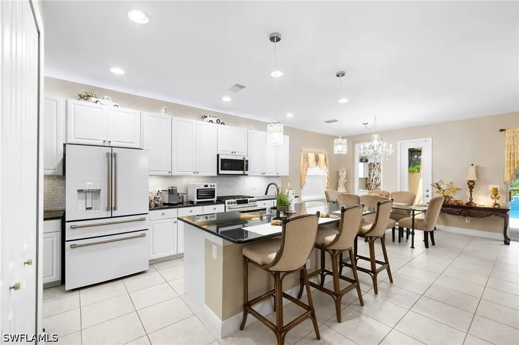 3675 Canopy Circle Naples FL 34120