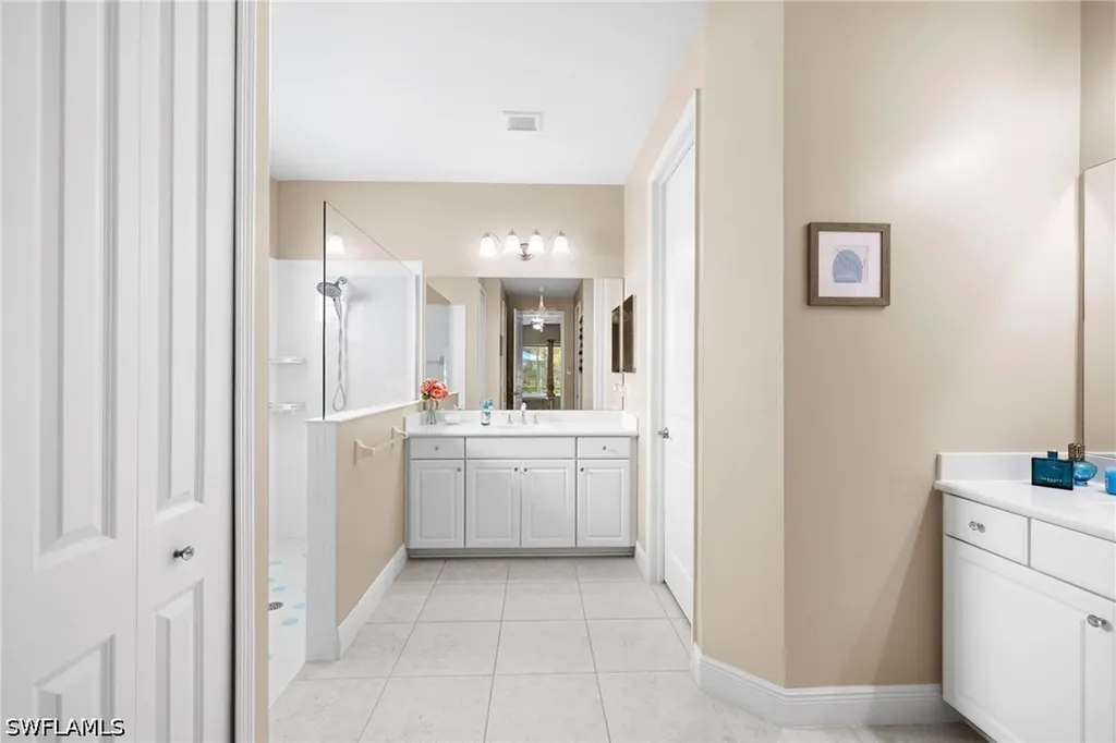 3675 Canopy Circle Naples FL 34120