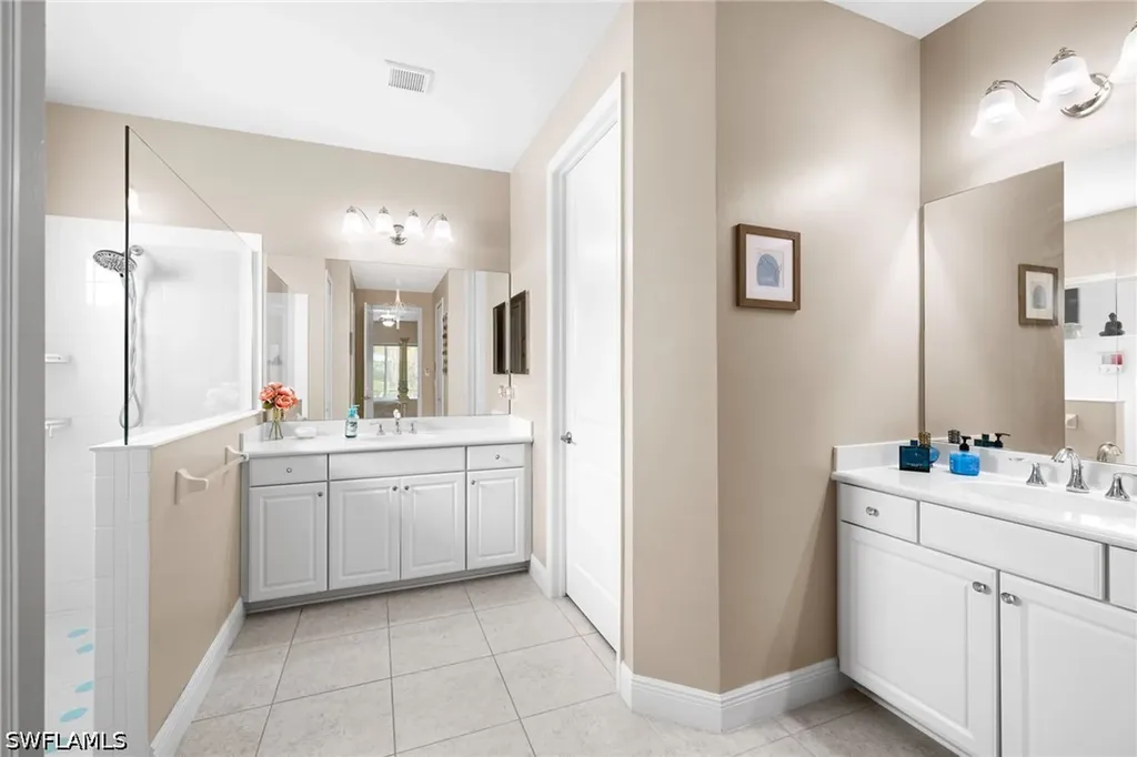 3675 Canopy Circle Naples FL 34120
