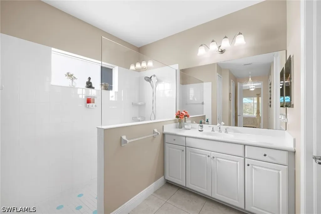 3675 Canopy Circle Naples FL 34120