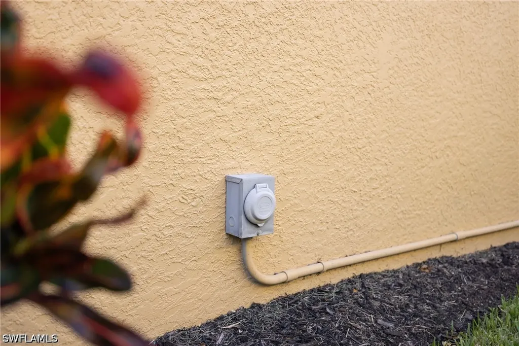 3675 Canopy Circle Naples FL 34120