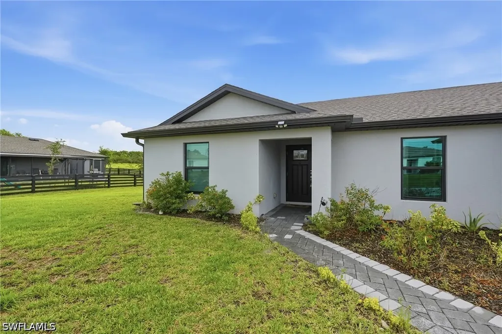 811 Gen Chesty Puller Court Labelle FL 33935