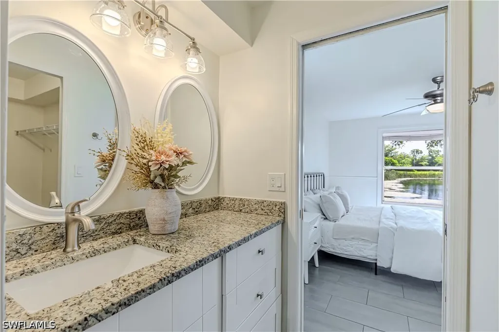 9600 Victoria Lane Naples FL 34109