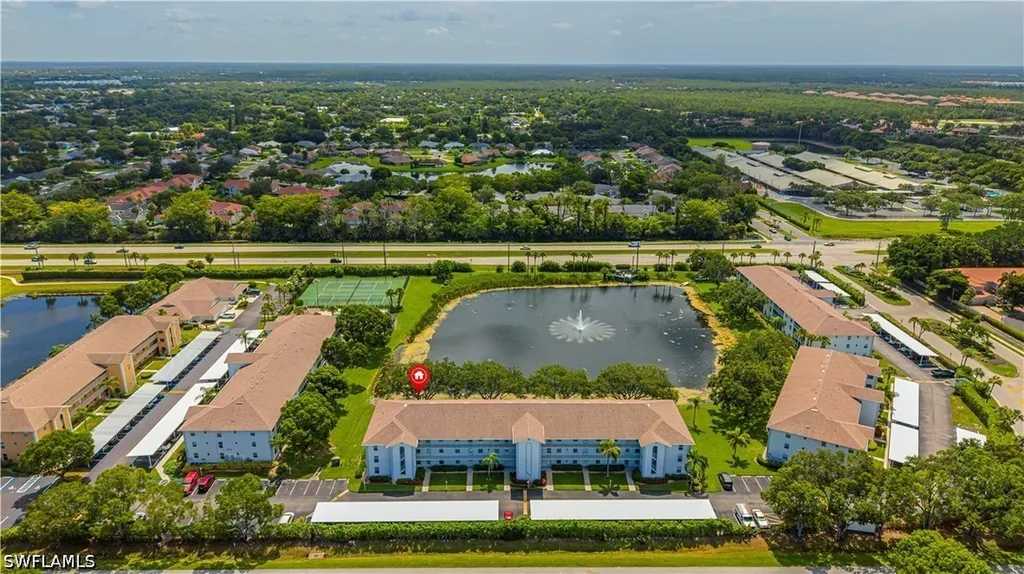 9600 Victoria Lane Naples FL 34109