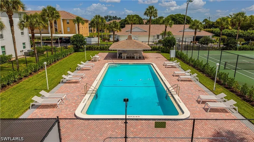 9600 Victoria Lane Naples FL 34109