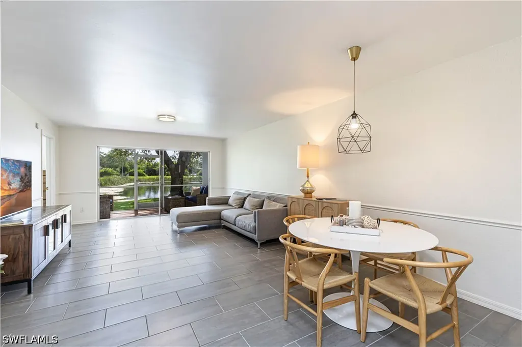 9600 Victoria Lane Naples FL 34109