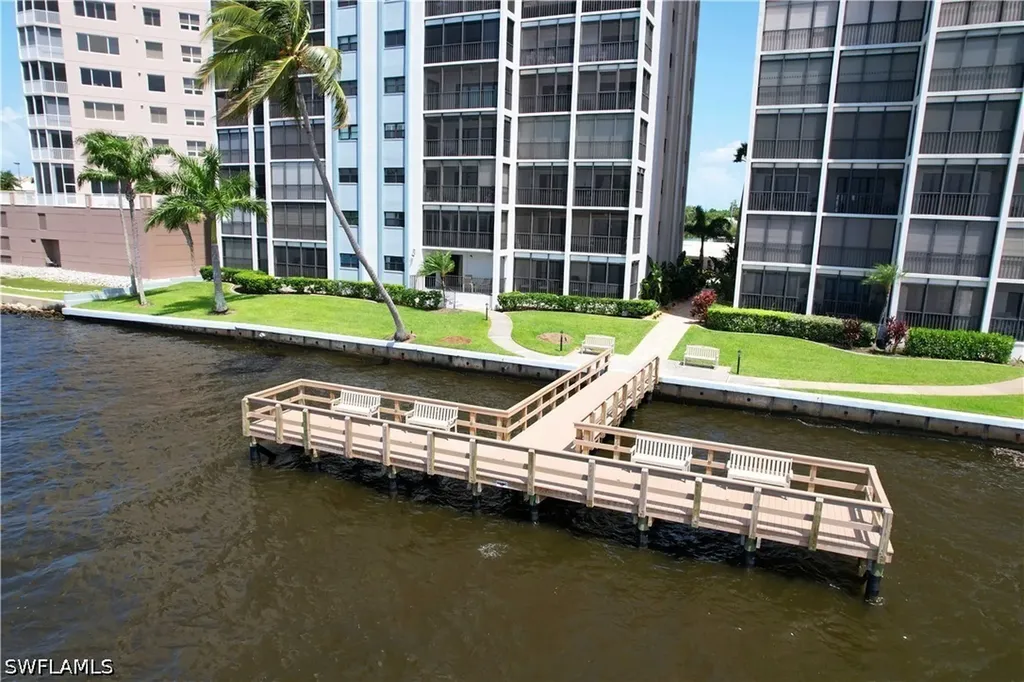 1901 Clifford Street Fort Myers FL 33901