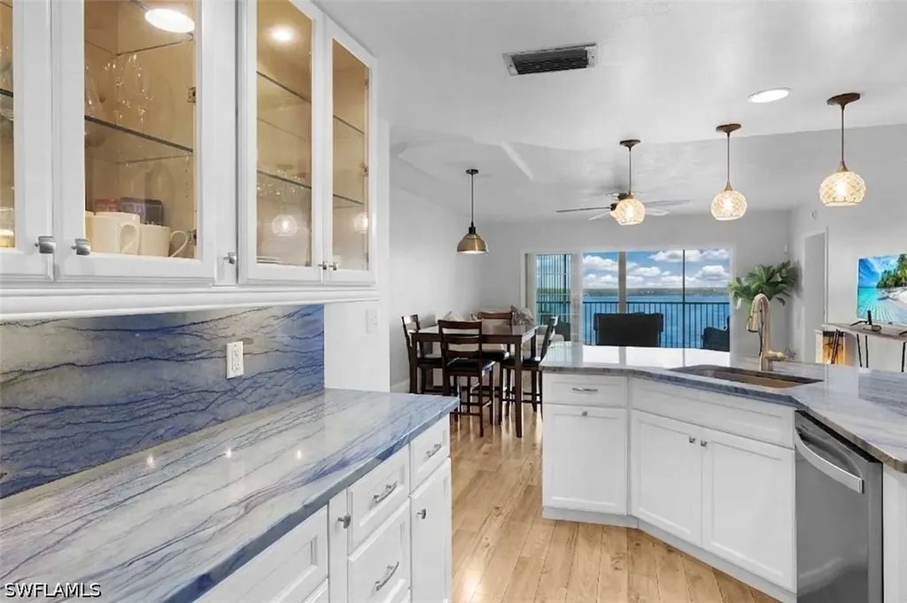 1901 Clifford Street Fort Myers FL 33901
